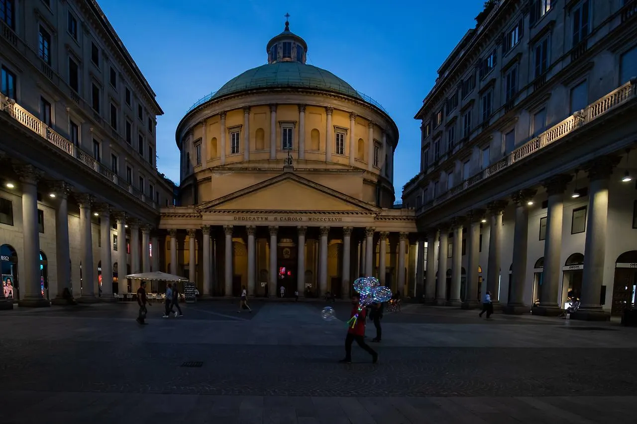 Aiello Rooms - San Babila Milan 2*,  Italy
